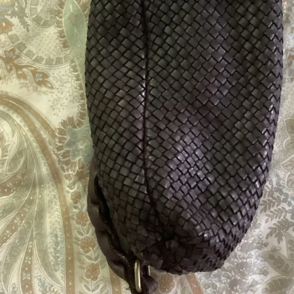 EUC Italian leather Woven Brown Shoulder Bag - Picture 12 of 13